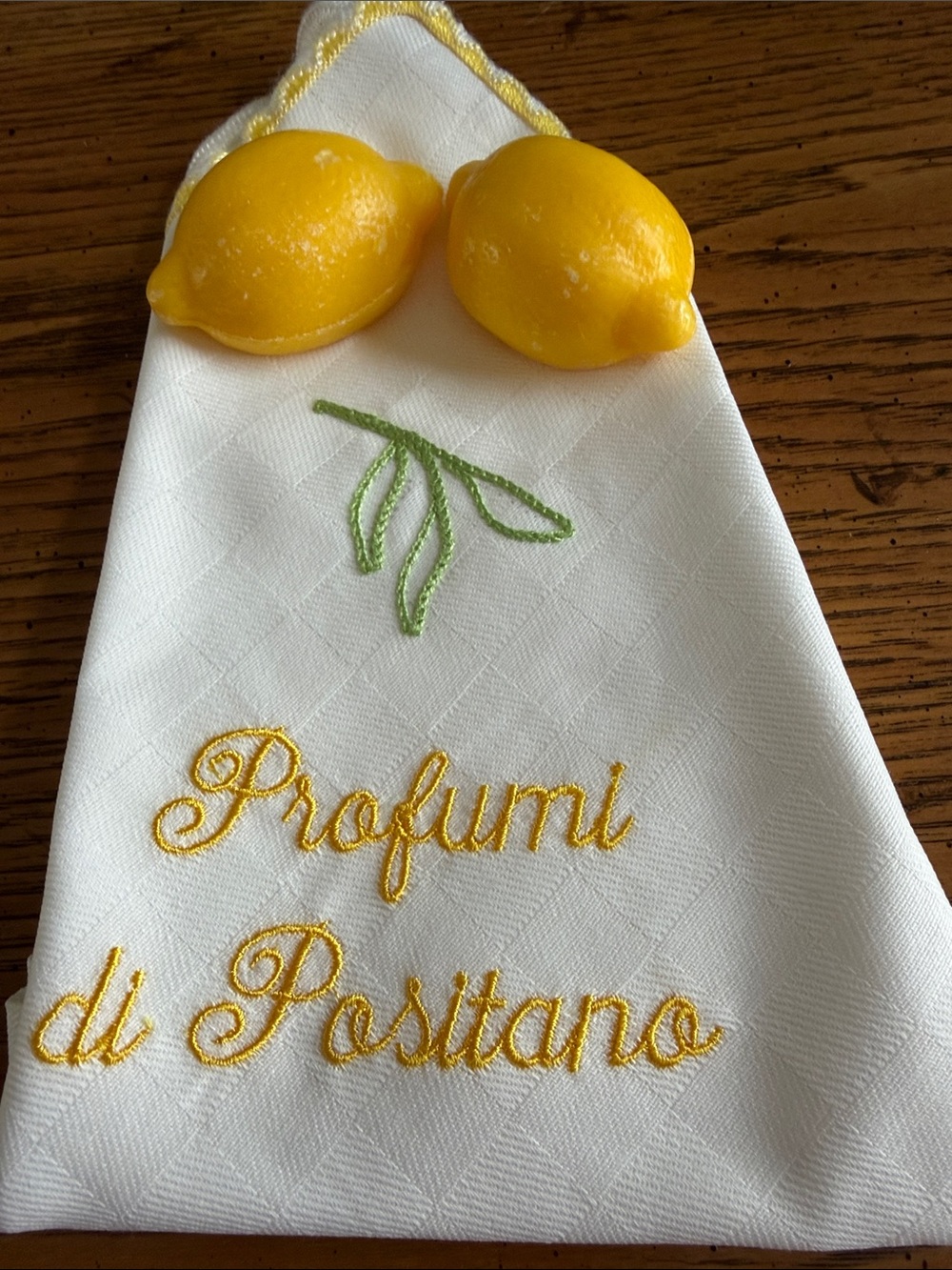 Positano ItalyNWT ‘SAPORI PROFUMI DI POSITANO’GuestTowel&Soapembroidery &Lemon🍋🍋